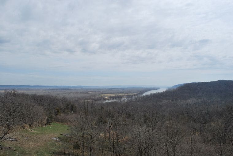 Indian Cave State Park