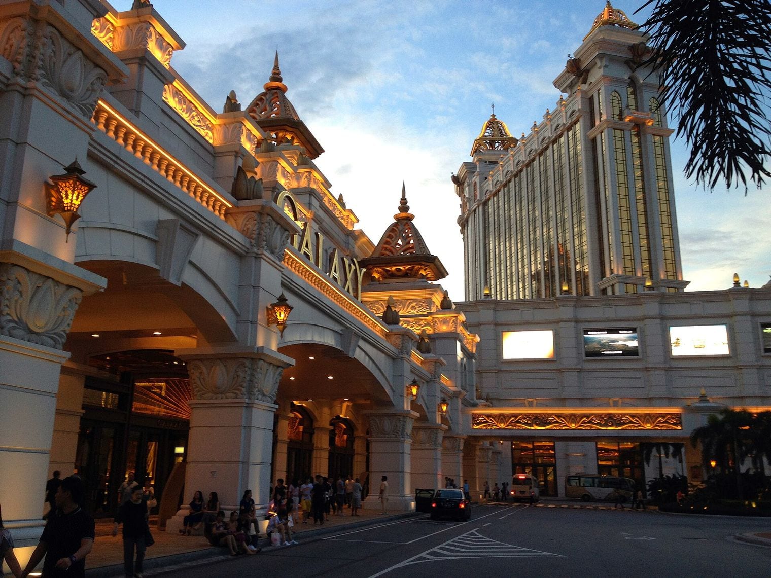 Galaxy Macau, World