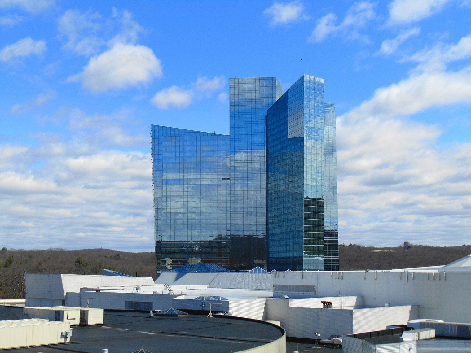Mohegan Sun, World