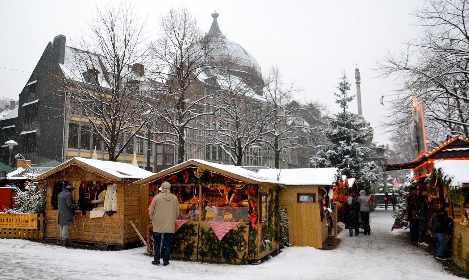 Liège Christmas Village, World