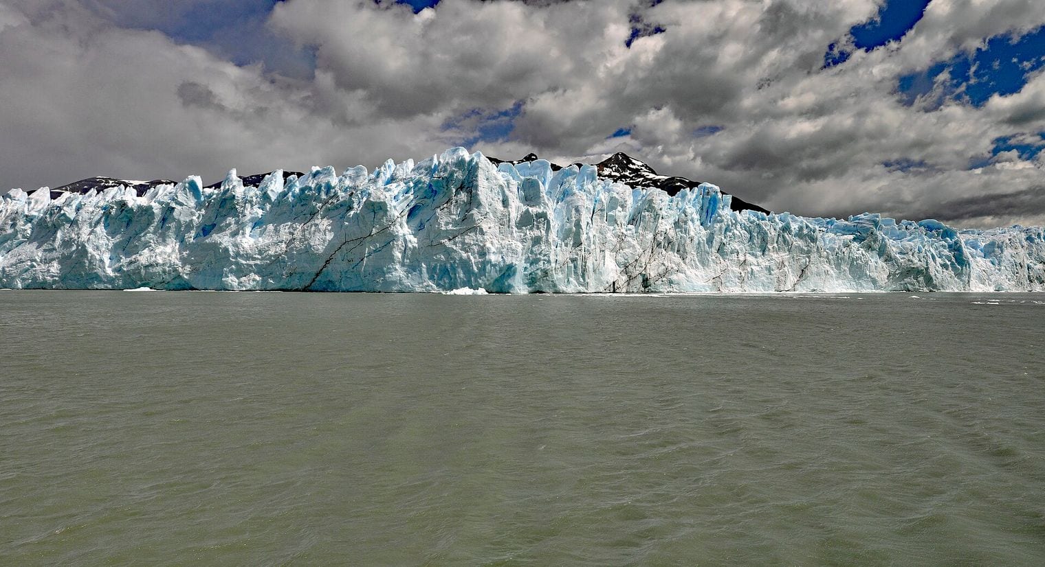 Lake Argentino, World