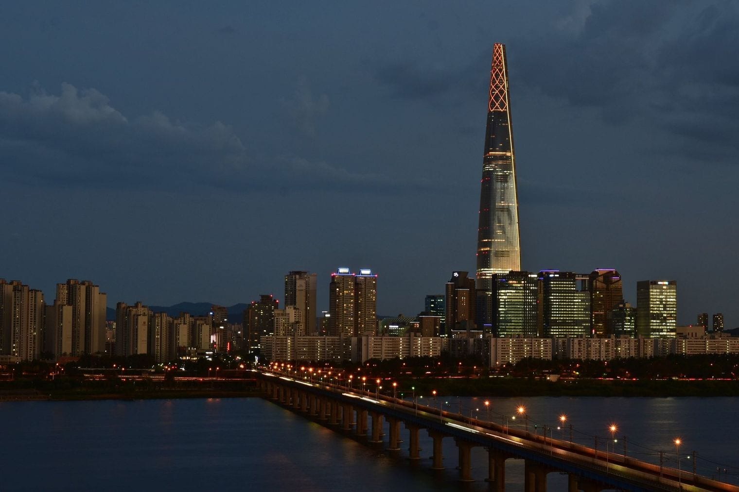 Lotte World Tower, World
