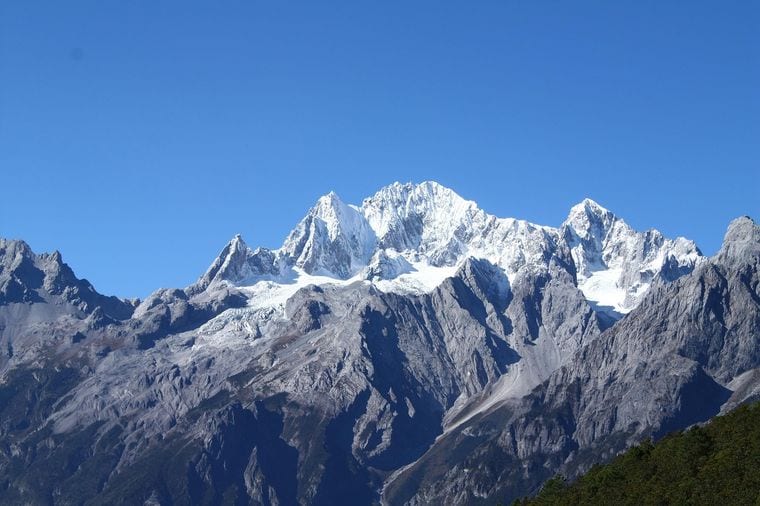 Jade Dragon Snow Mountain Cable Car