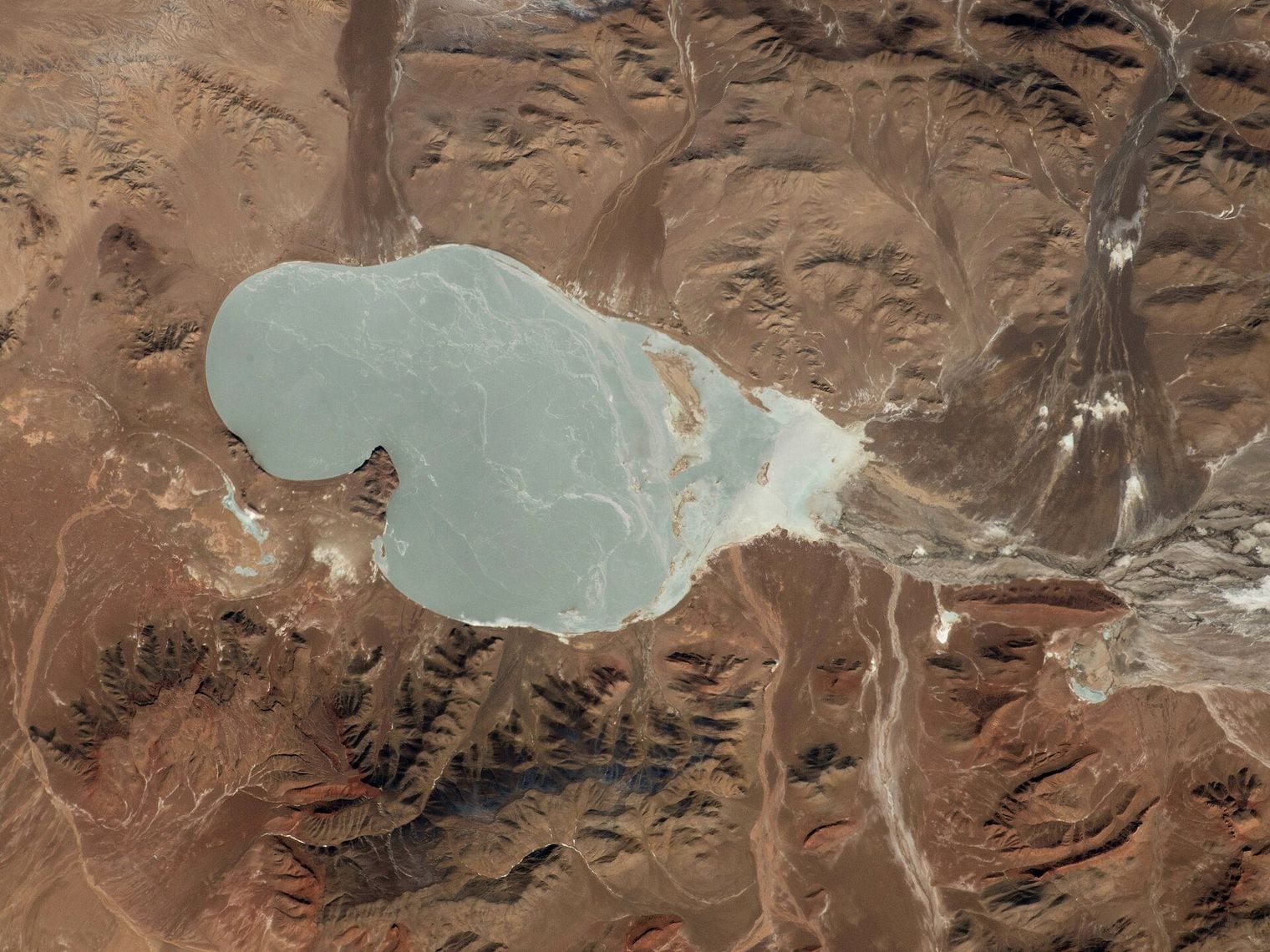 Aksai Chin Lake, World