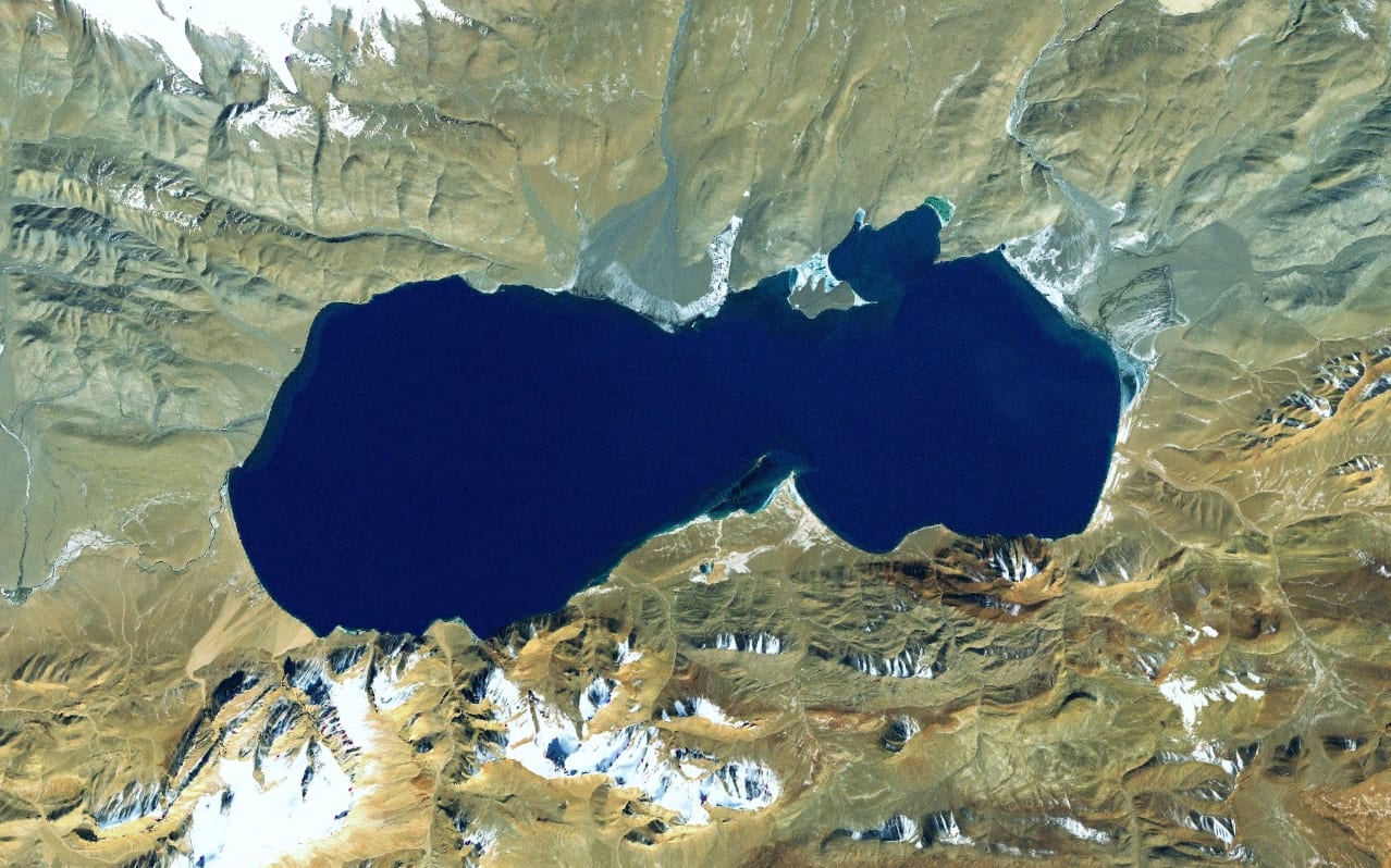 Guozha Lake, World