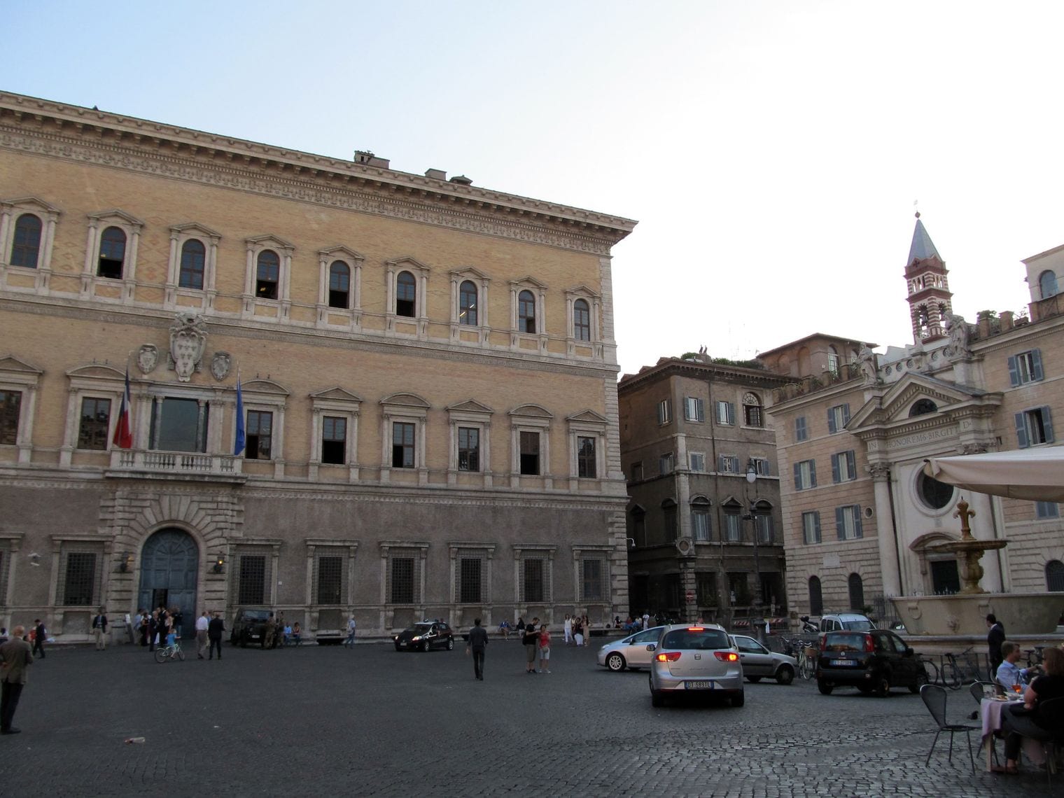 France Rents a Renaissance Palace for 99 Years, Italy