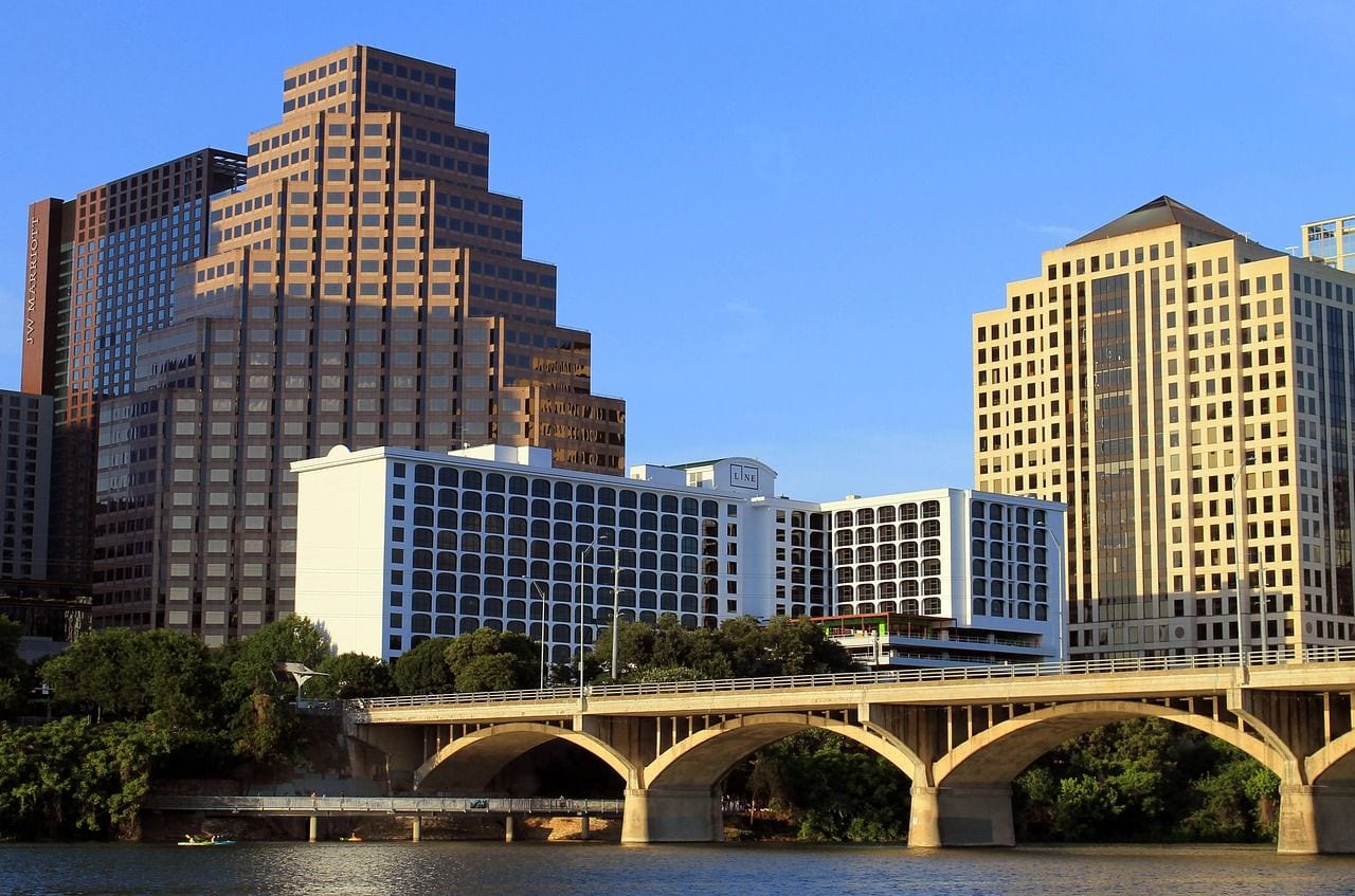 Austin Bridge Hosts the Largest Urban Bat Colony, Texas