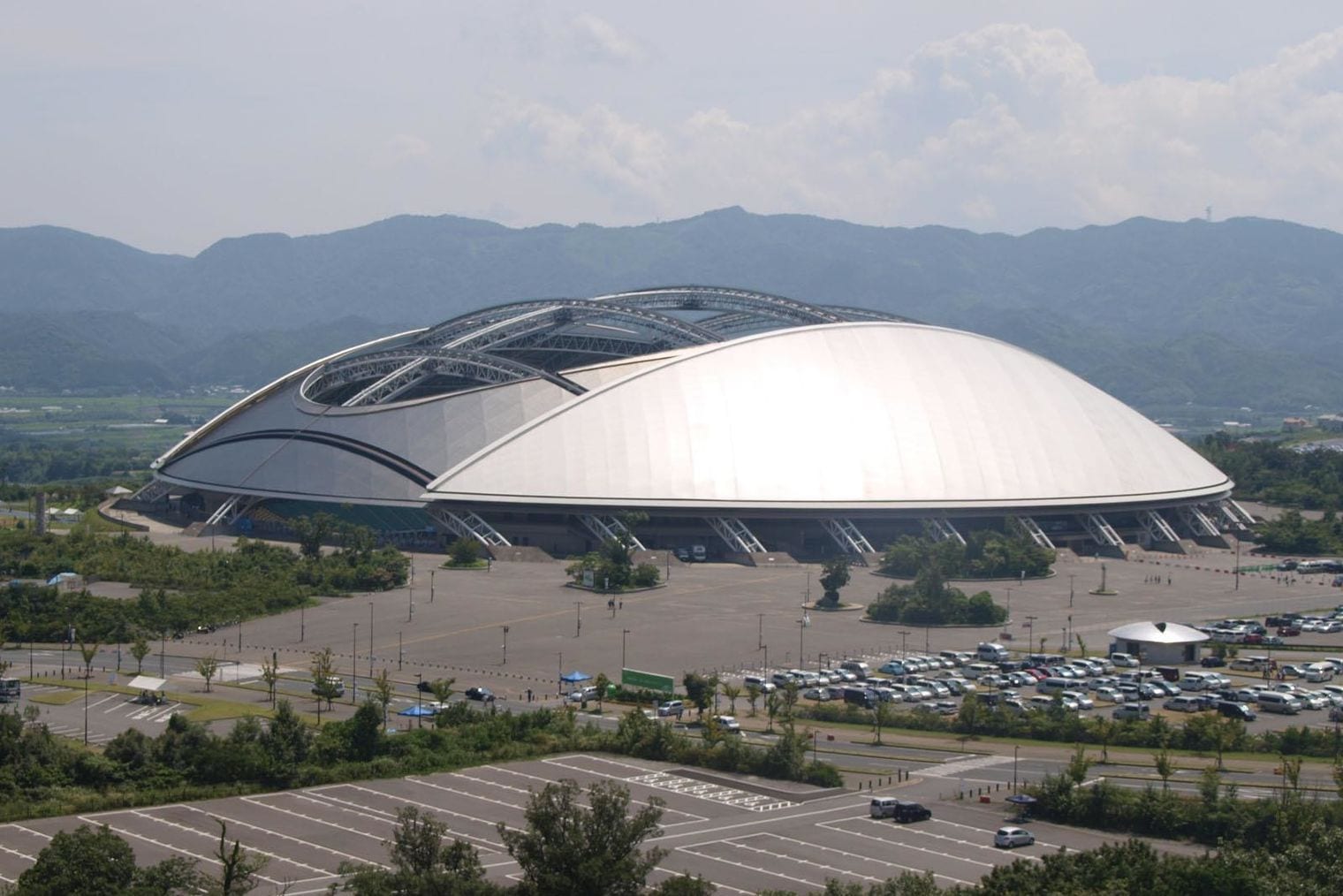 Crasus Dome Oita, World