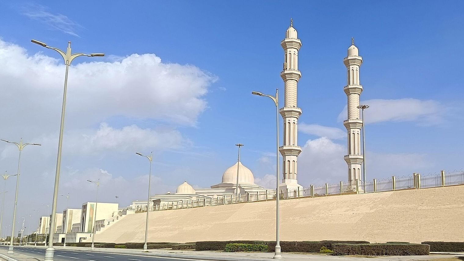 Masjid Misr, World