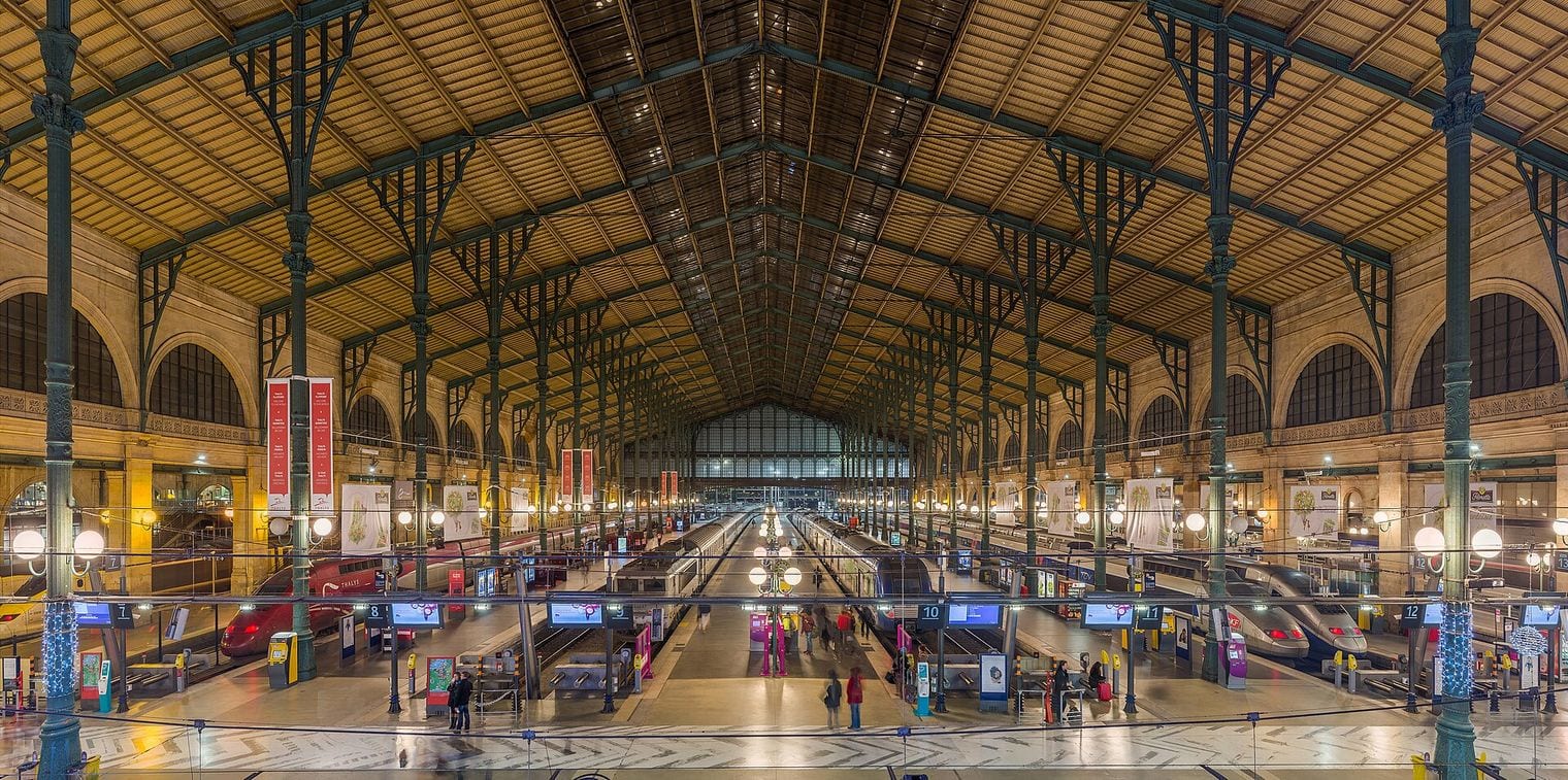 Gare du Nord, World
