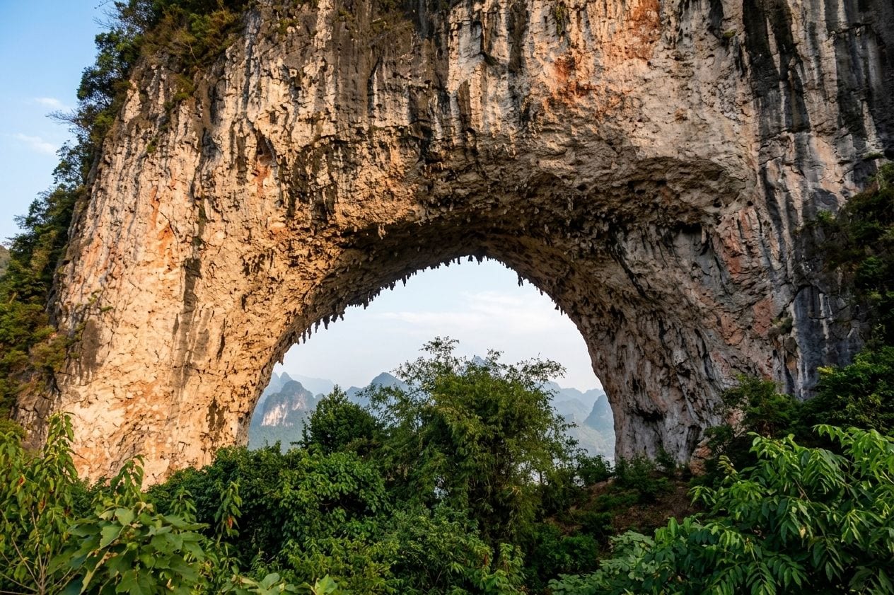 Dachuandong Arch, World