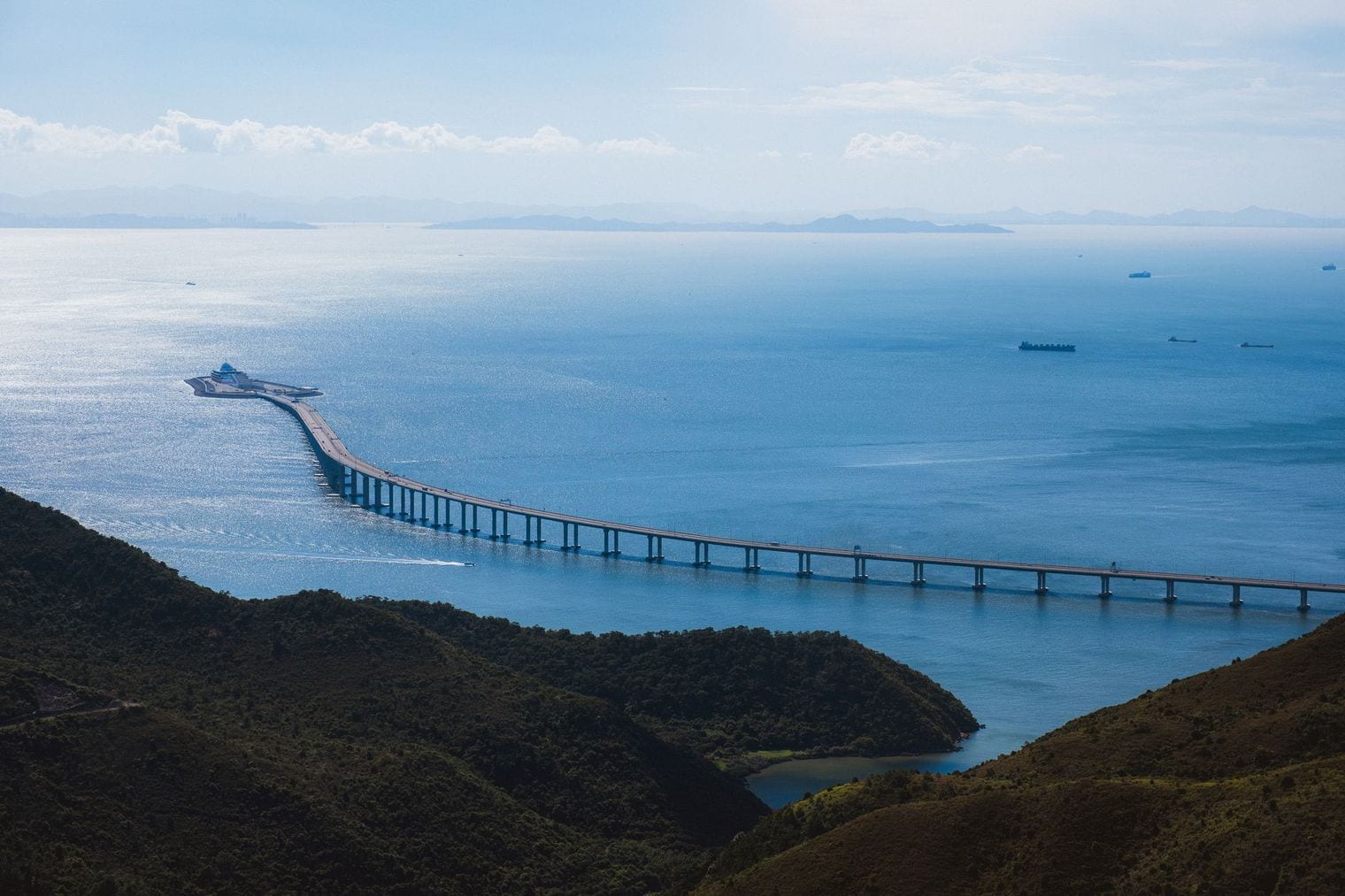 Hong Kong–Zhuhai–Macau Bridge, World