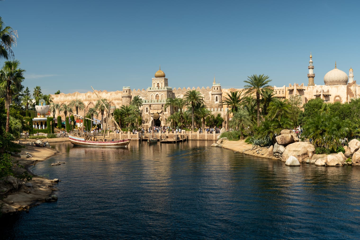 Tokyo DisneySea, World