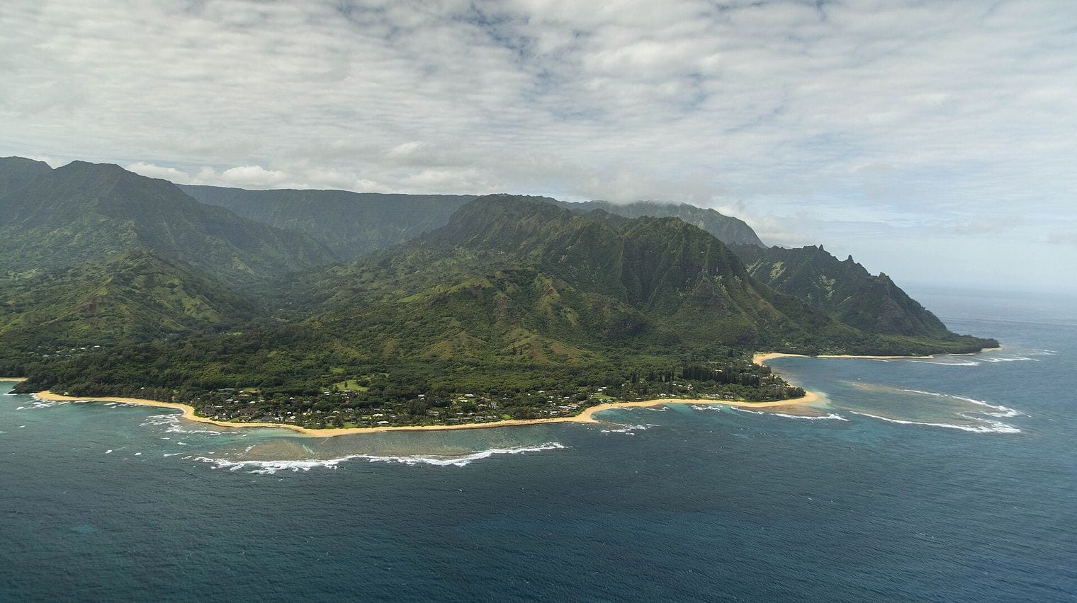 Hawaiian Islands, World