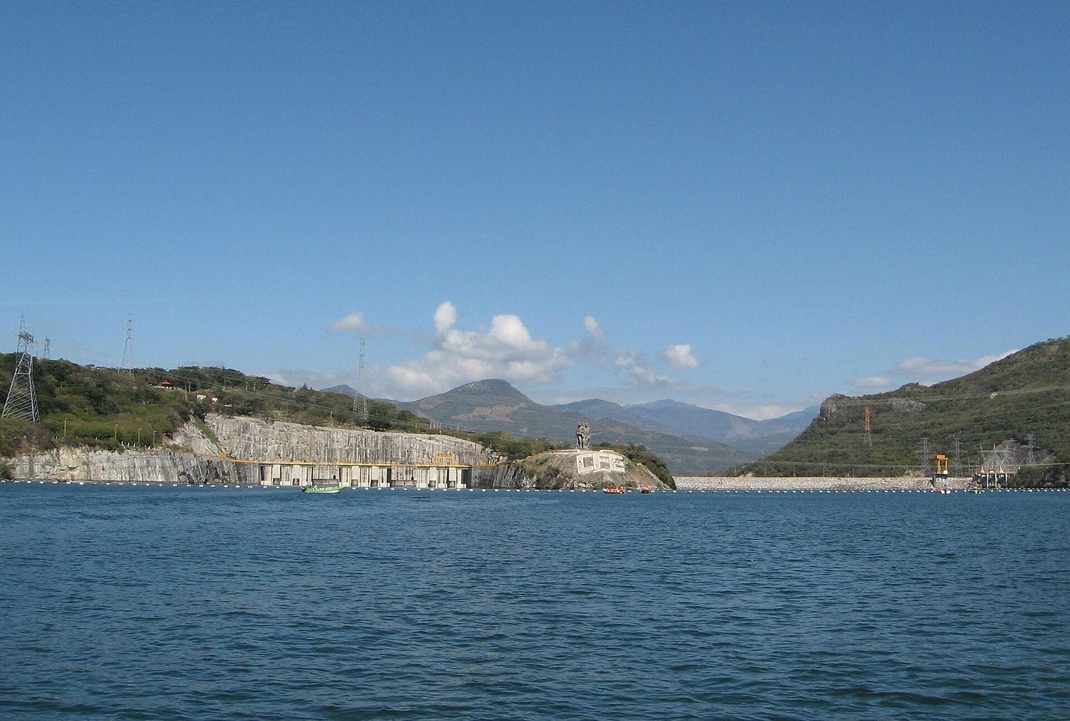 Chicoasén Dam, World