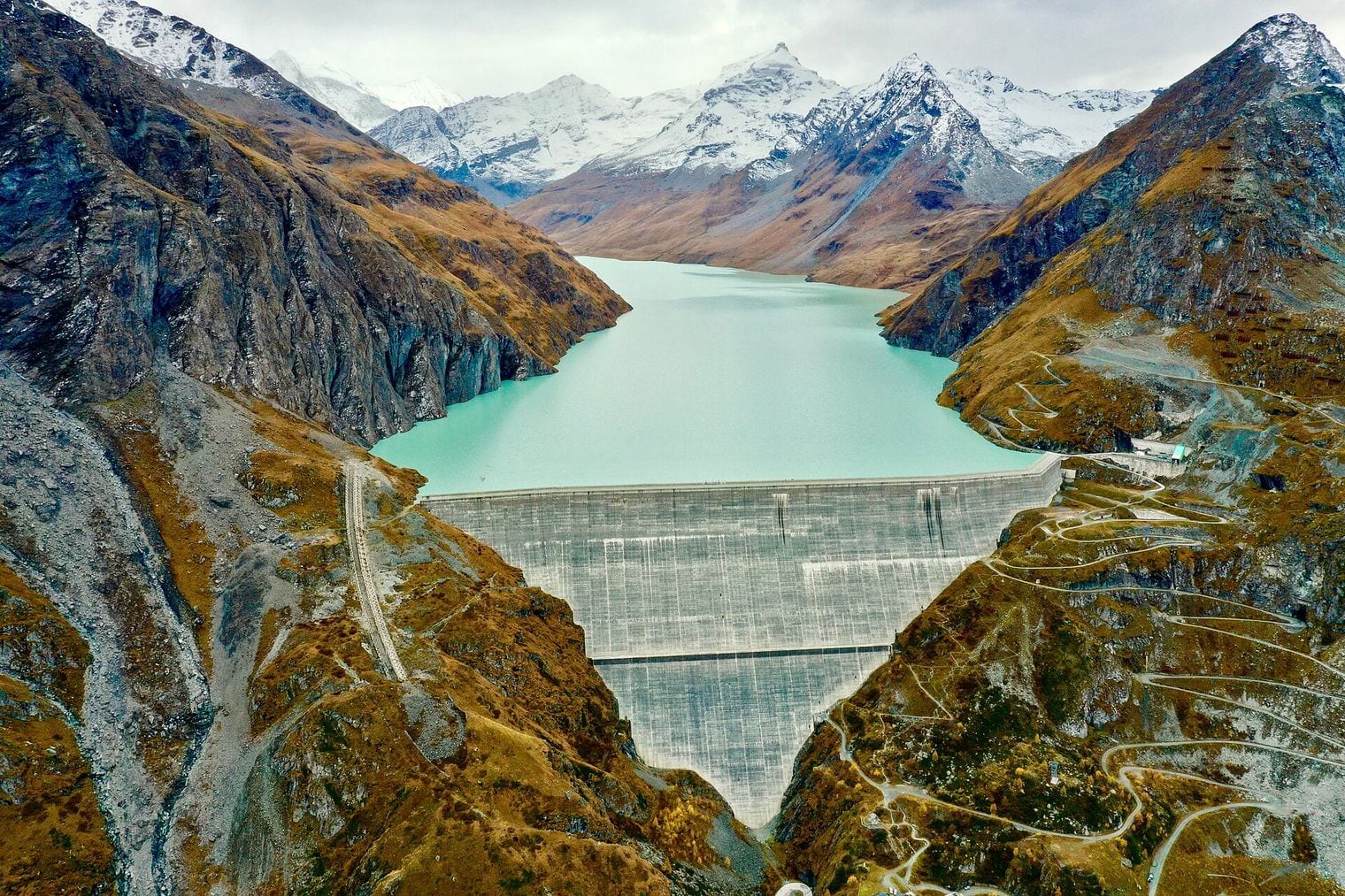 Grande Dixence Dam, World