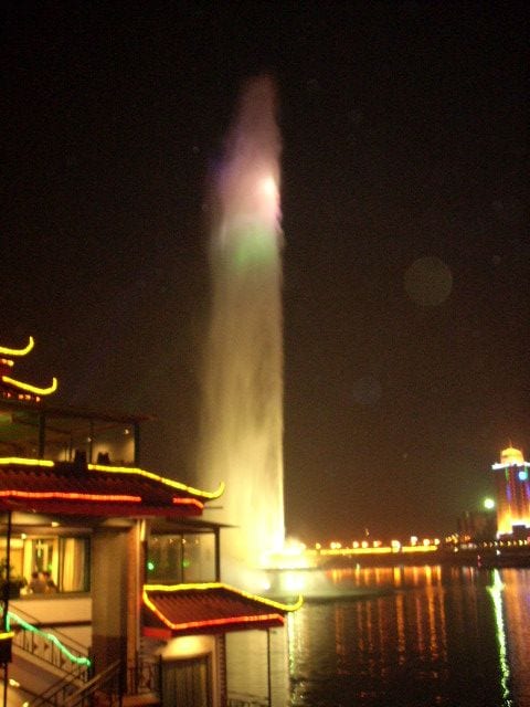 Xinfeng River Music Fountain, World