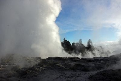 Pōhutu Geyser