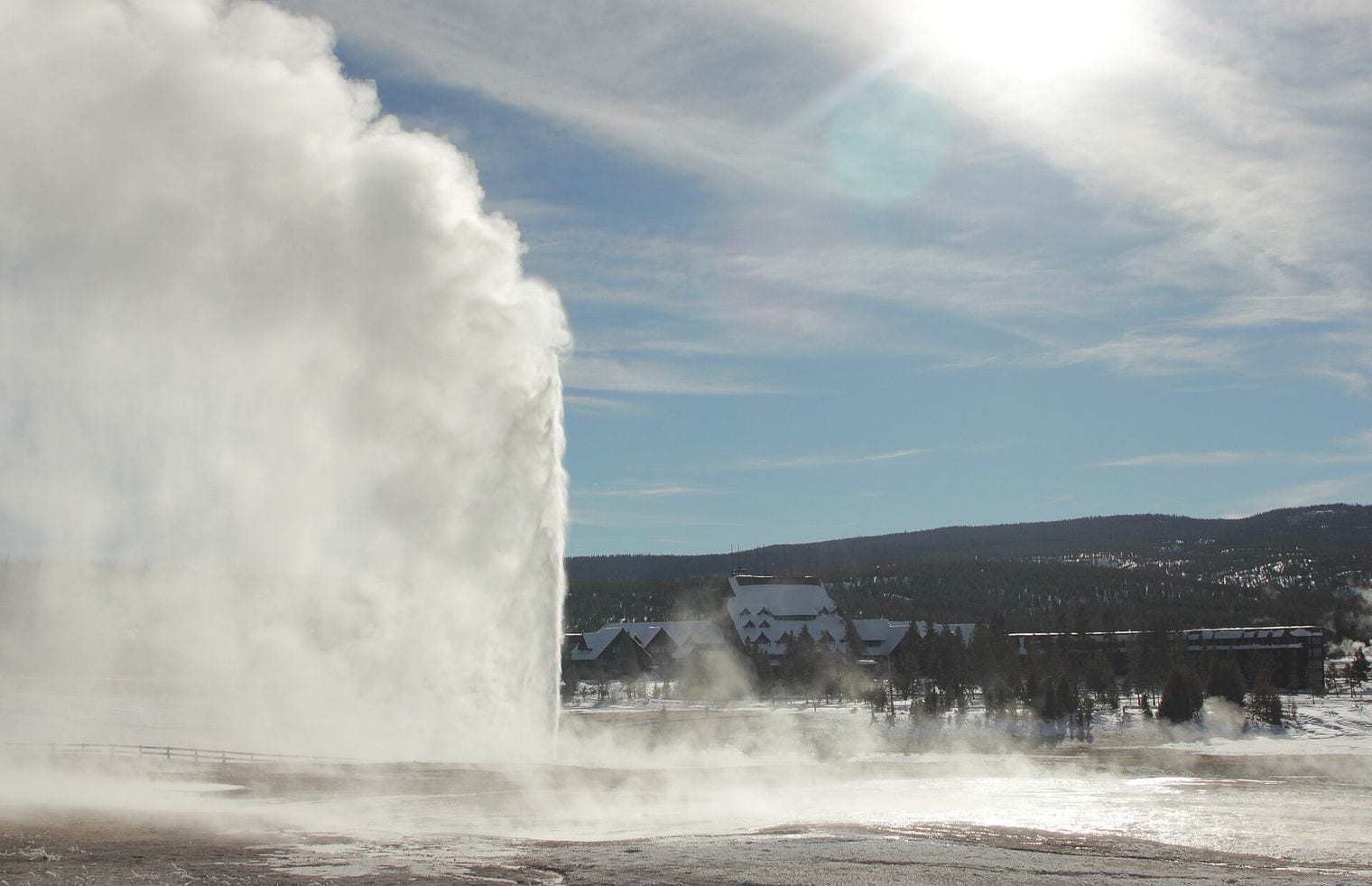 Beehive Geyser, World