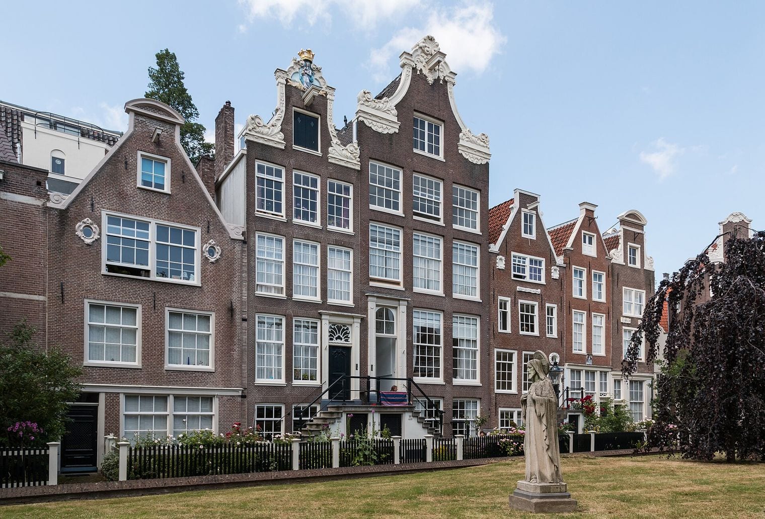 Begijnhof, Netherlands