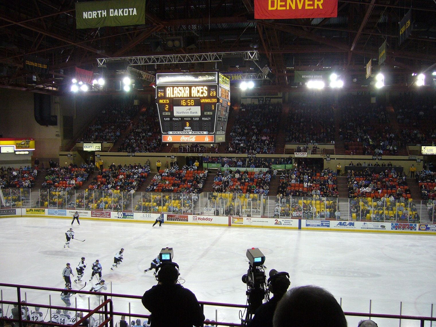 Sullivan Arena, Alaska