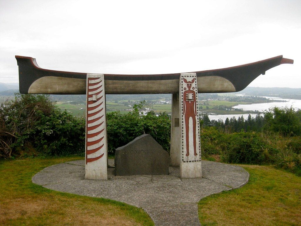 Comcmlys Memorial Astoria Oregon