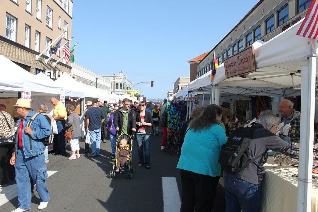 Astoria Sunday Market in Oregon