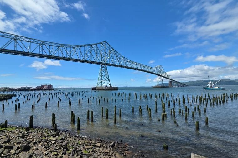 Columbia River Eco Tour