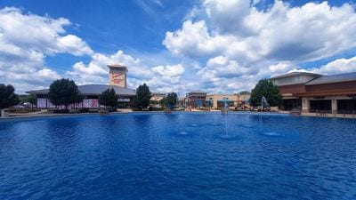 Chicago Premium Outlets