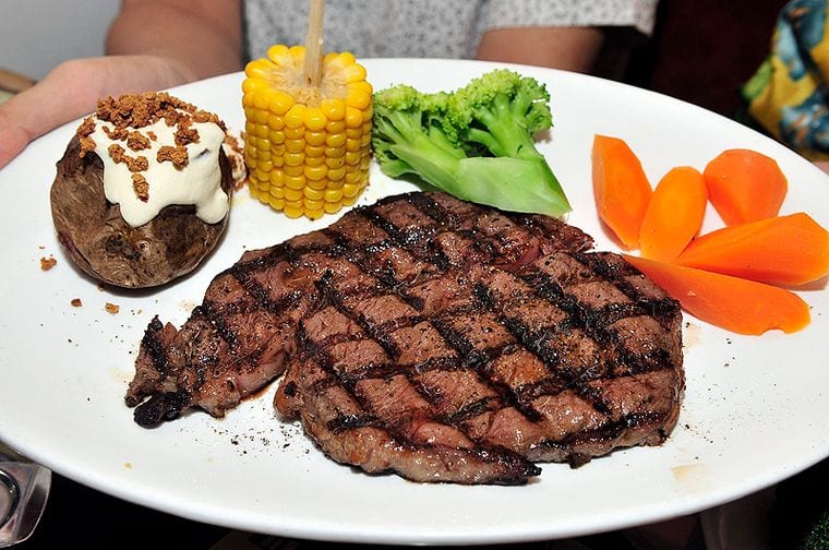 Black Angus Steakhouse – Bakersfield