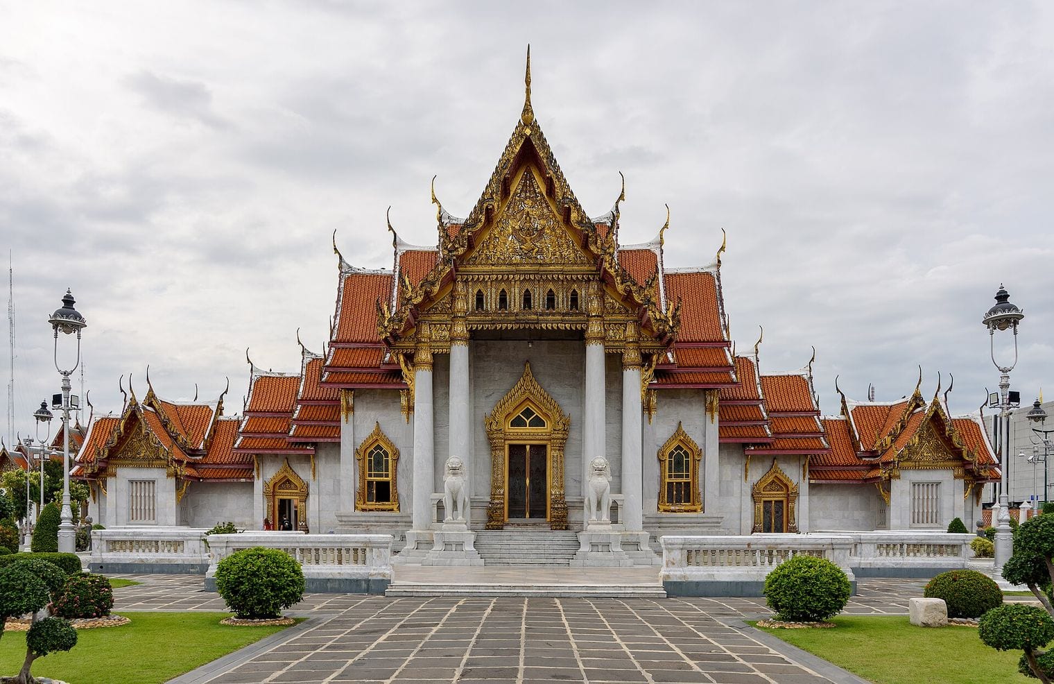 Wat Benchamabophit (The Marble Temple), Thailand