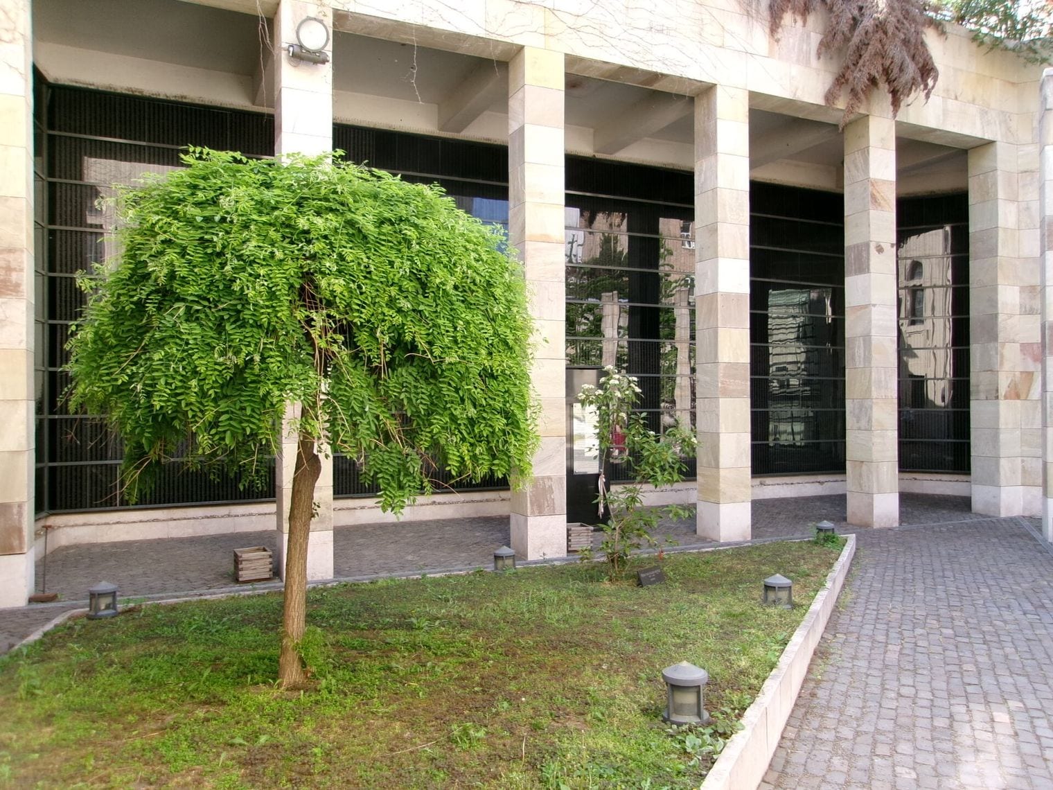 Holocaust Memorial Center, Hungary