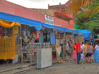Mercado 28
