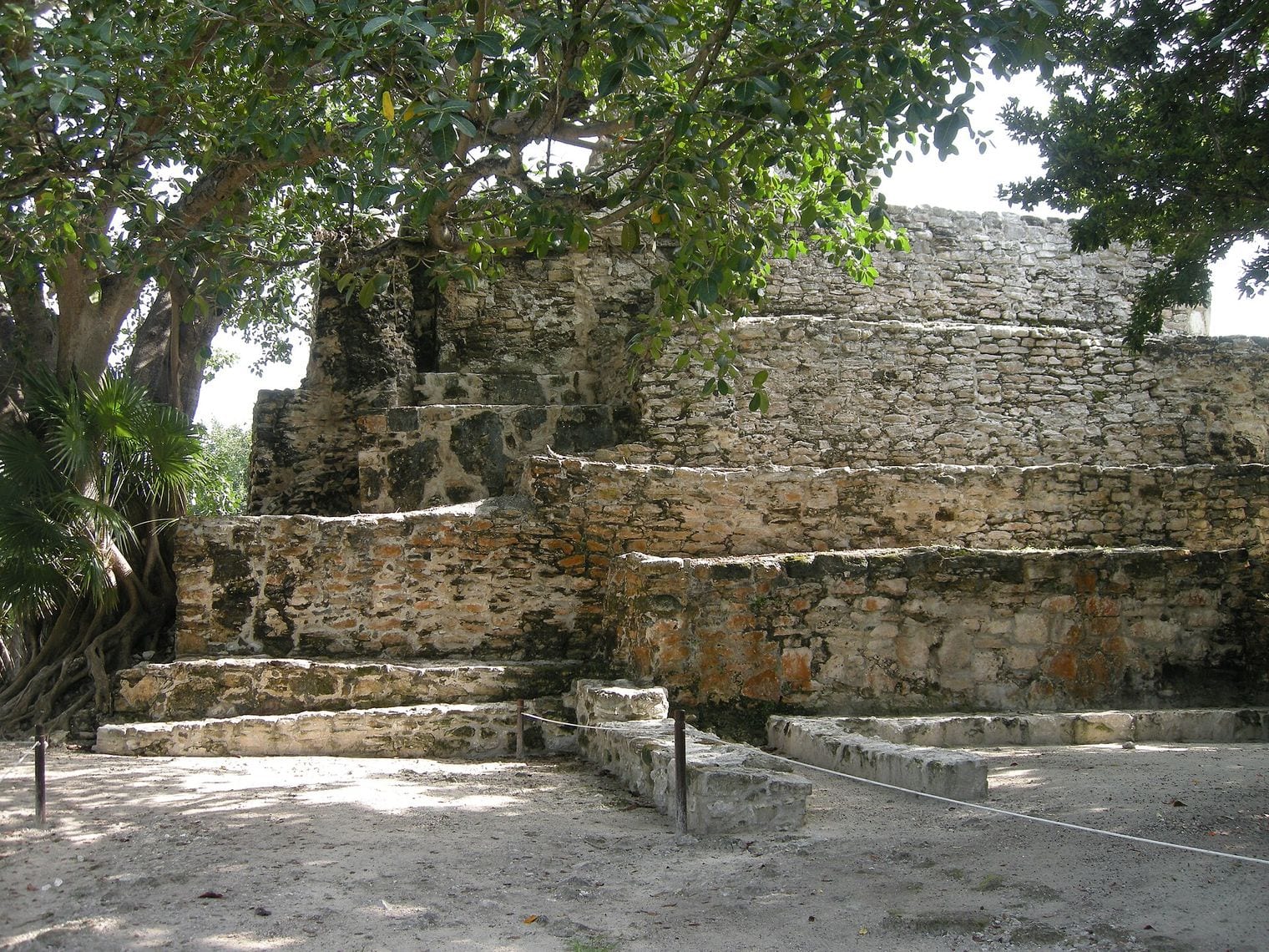 El Meco Archaeological Zone, Mexico