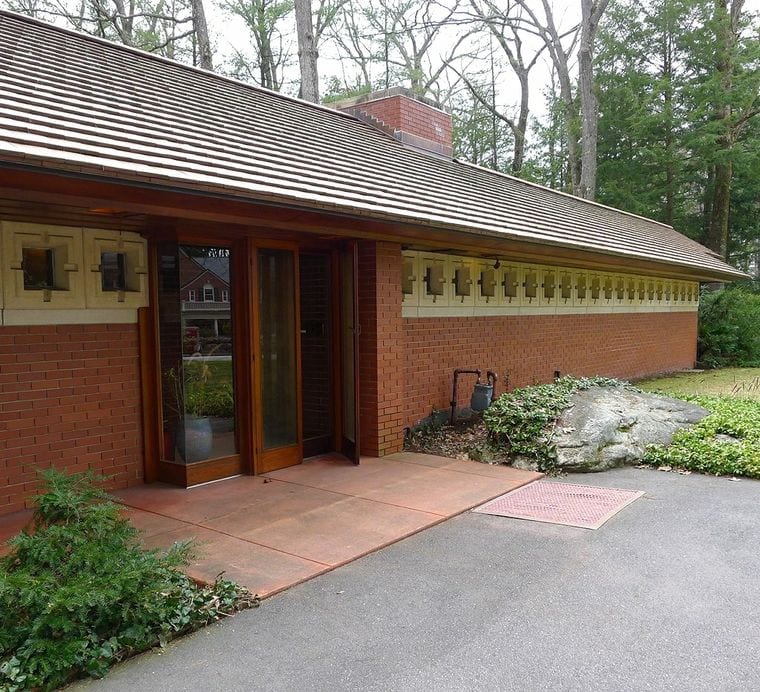 Tours of Zimmerman House