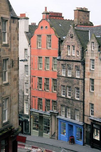 Victoria Street