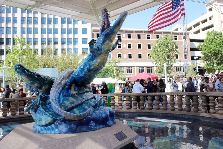 San Jacinto Plaza