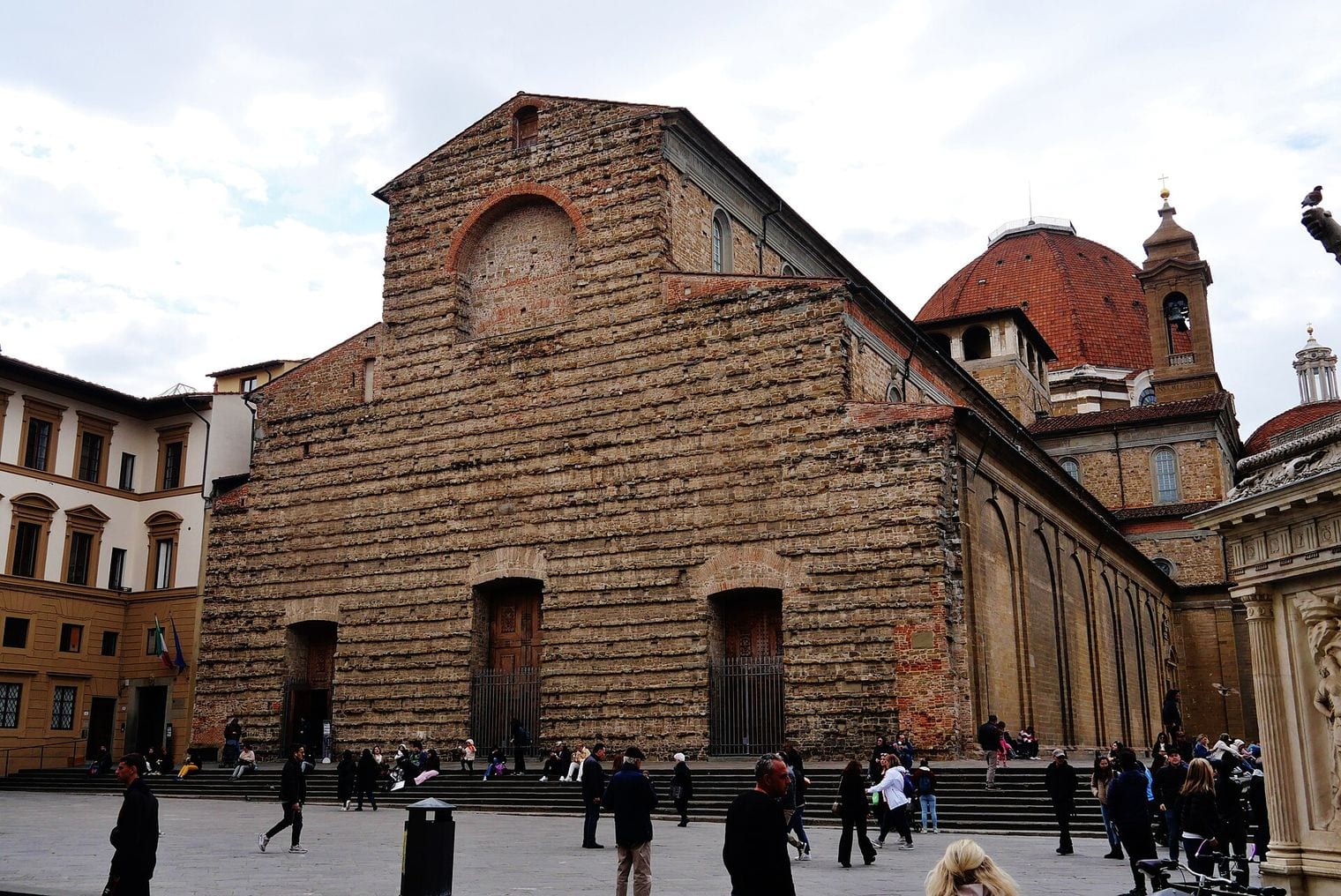 Basilica di San Lorenzo, Italy
