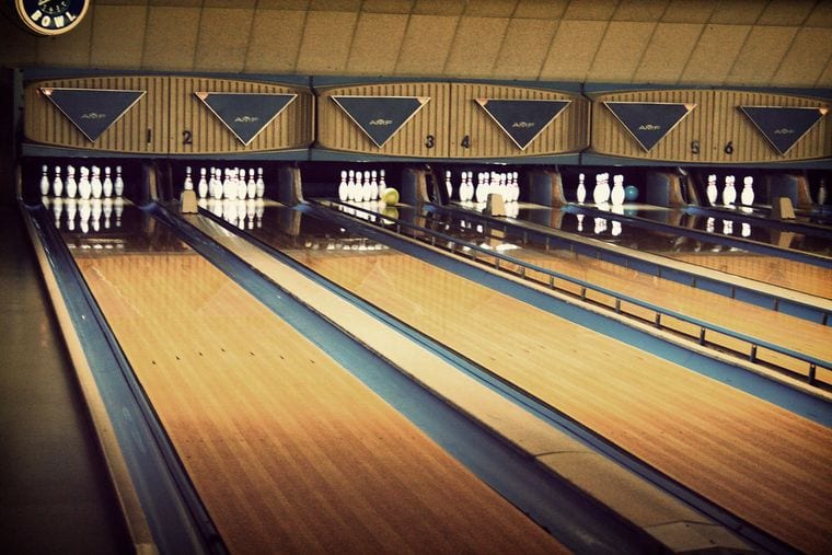 Colonial Lanes