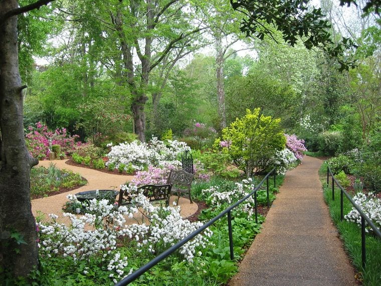 Mynelle Gardens Arboretum & Botanical Center