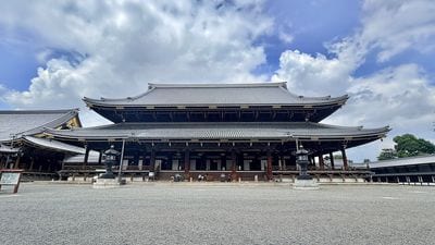 Higashi Hongan-ji Temple