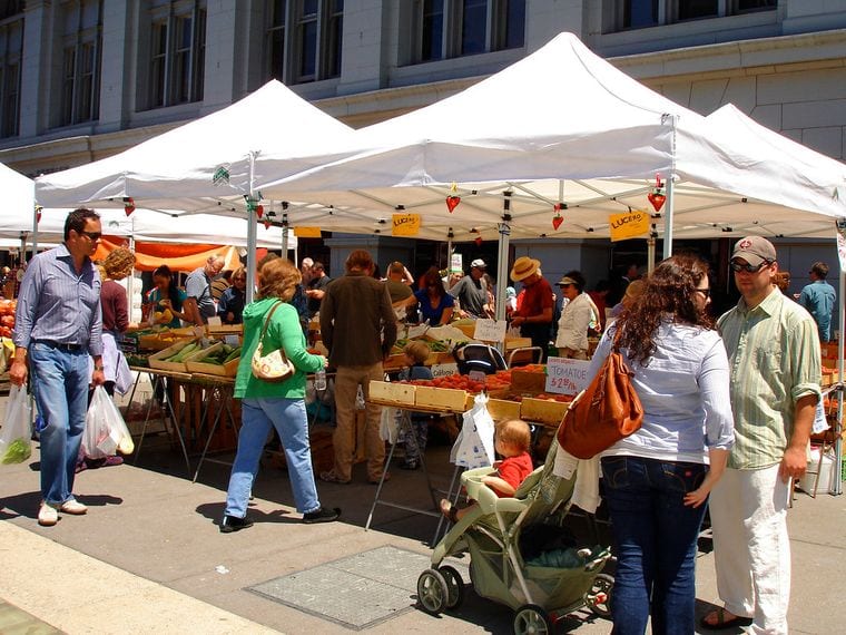 Lafayette Farmers and Artisan Market at the Horse Farm