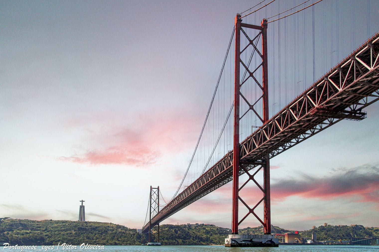 Ponte 25 de Abril, Portugal