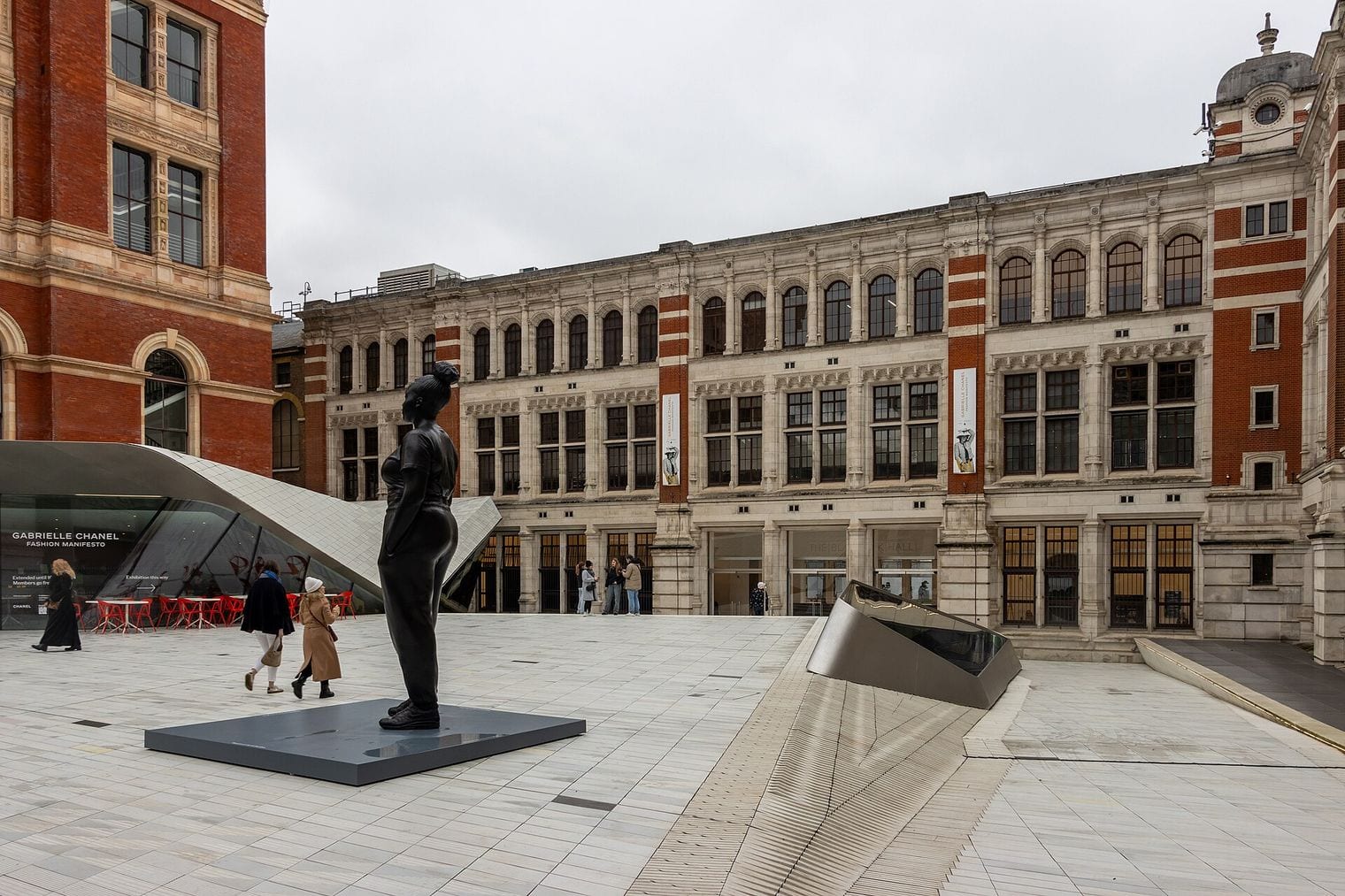 Victoria and Albert Museum, England