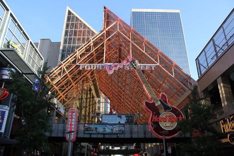 Fourth Street Live!