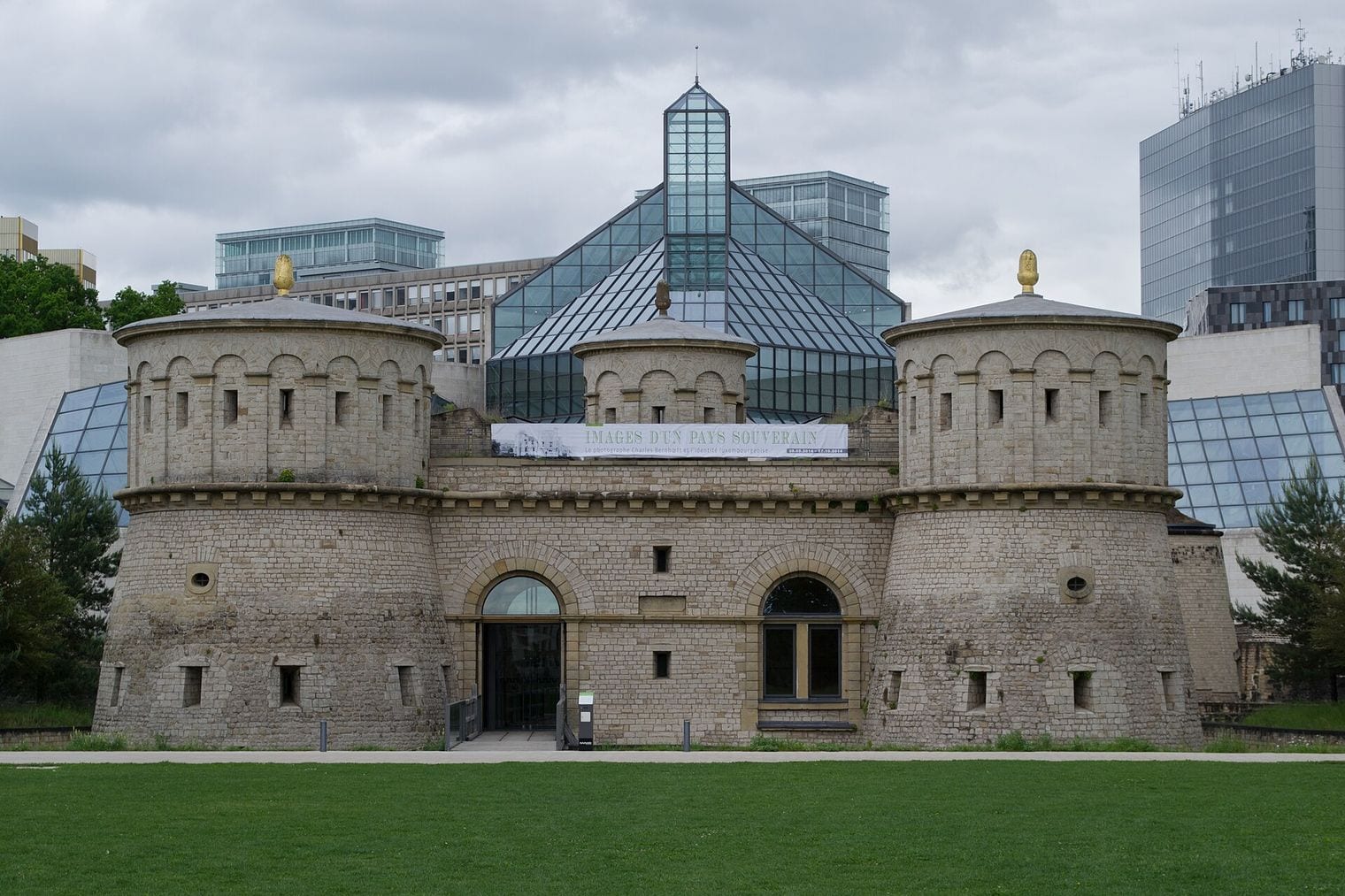 Musée Dräi Eechelen, Luxembourg