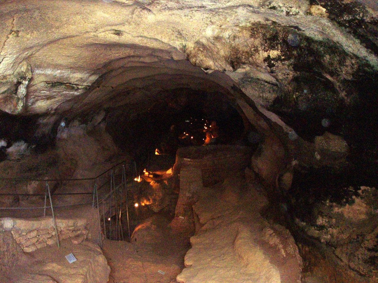 Għar Dalam, Malta