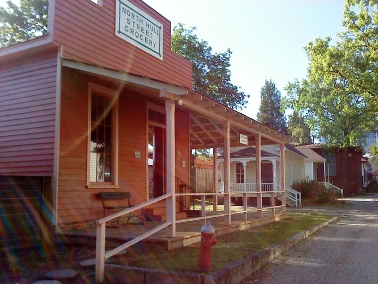 Old Alabama Town