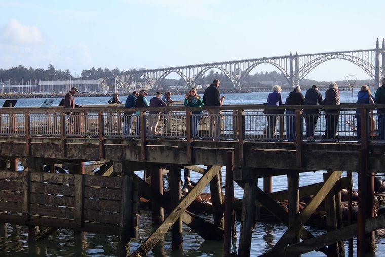 Newport Free Public Crabbing Pier