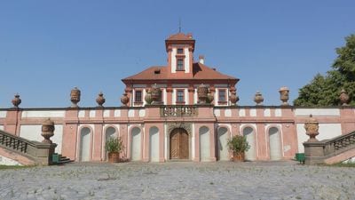 Troja Château